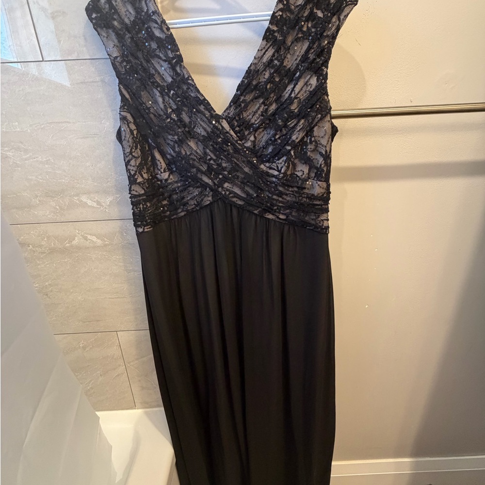 Laura petite Black Lace Maxi Dress size 14